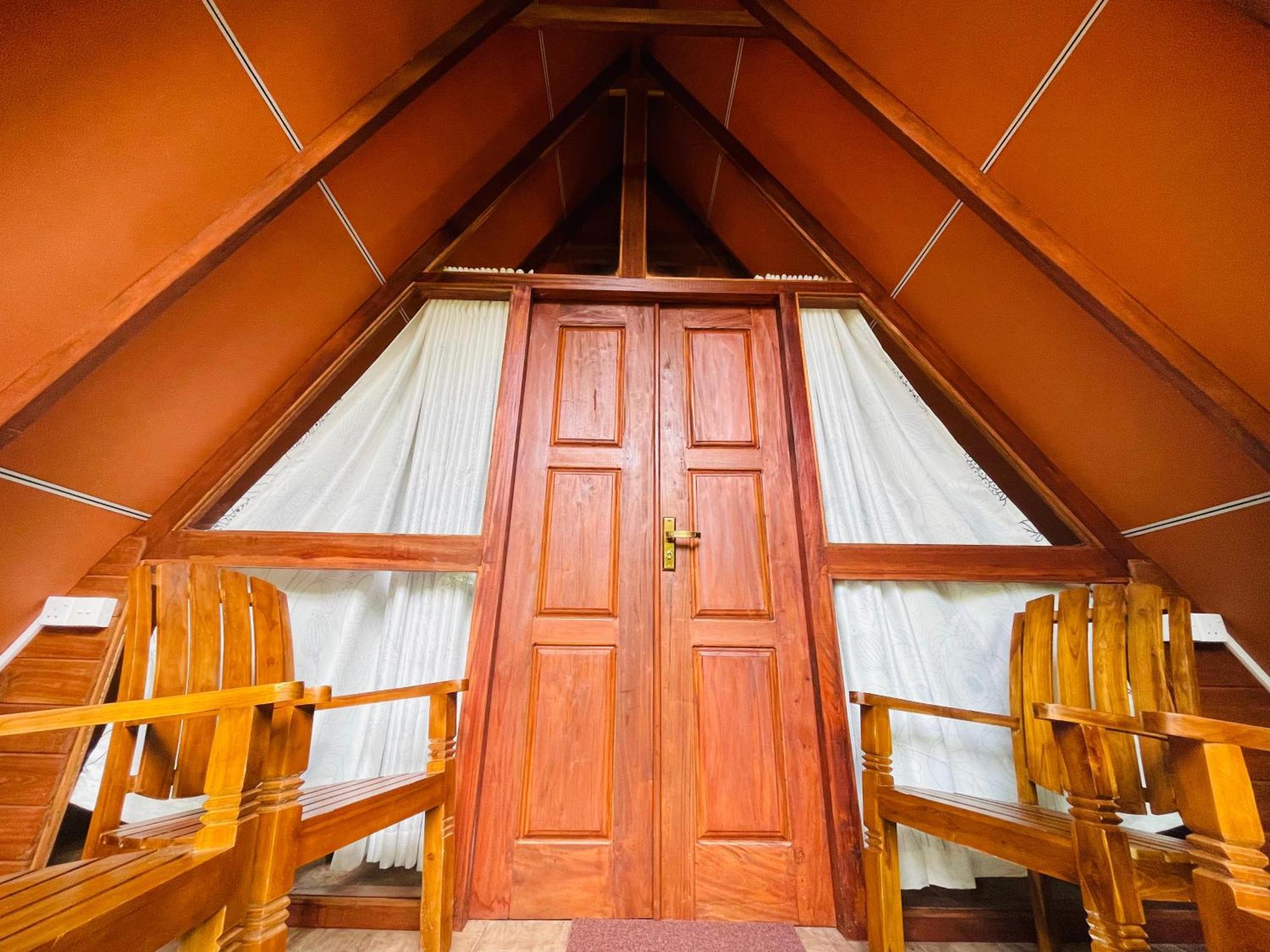 Sigiriya River Side Villa Екстер'єр фото
