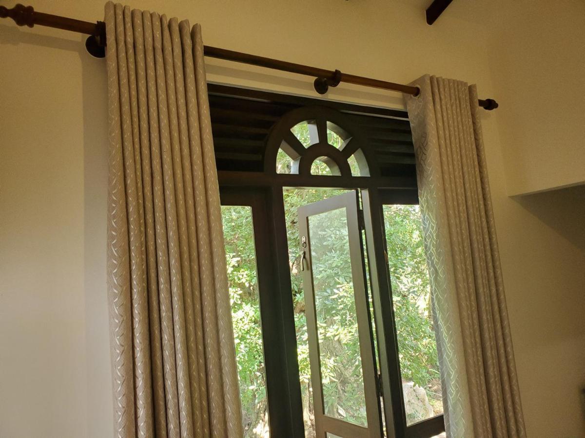 Sigiriya River Side Villa Екстер'єр фото